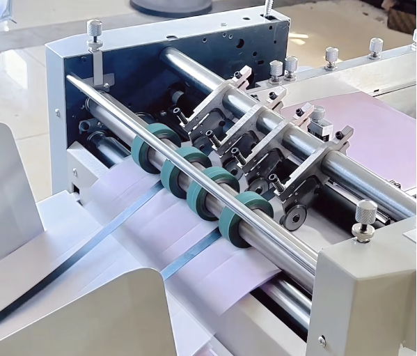 Automatic High Speed Slitting  - Die Cutting Machine reseña y precio