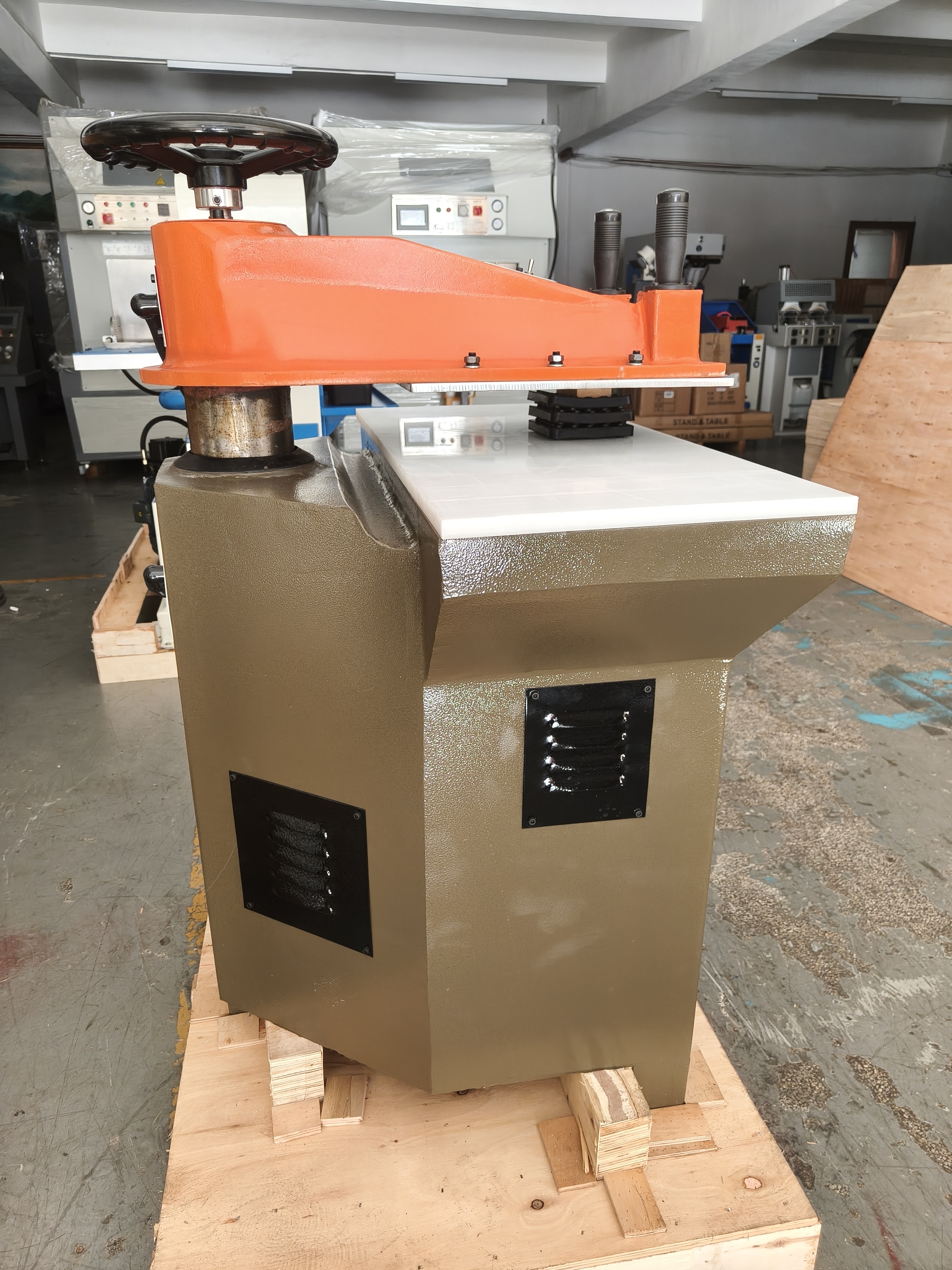 YT-12 Tons Hydraulic Swing Arm - Die Cutting Machine reseña y precio